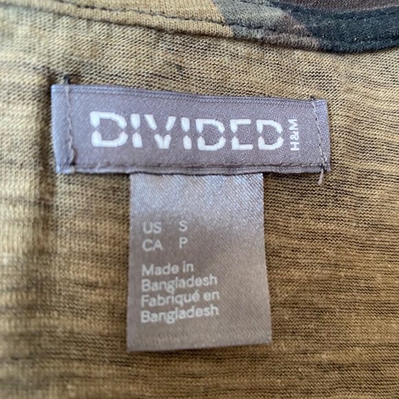 Camo Divided shirt - Picture 3 of 3